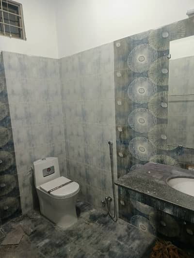 10 MARLA SINGLE STORE HOUSE AVAILABLE FOR RENT IN JUBILEE TOWN LAHORE