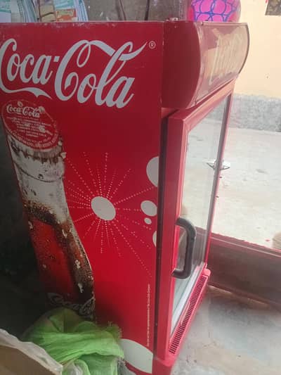 coca cola mediam size frige varticle