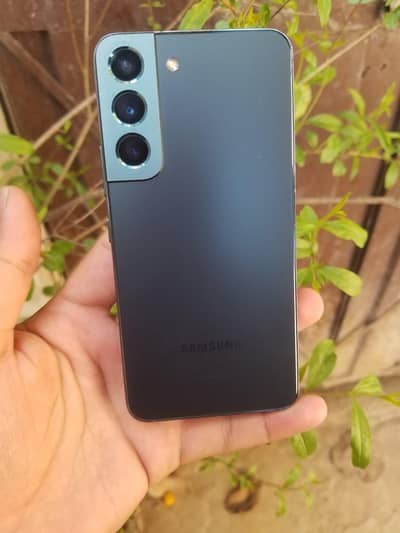 s22 mobile 10/10 no PTA