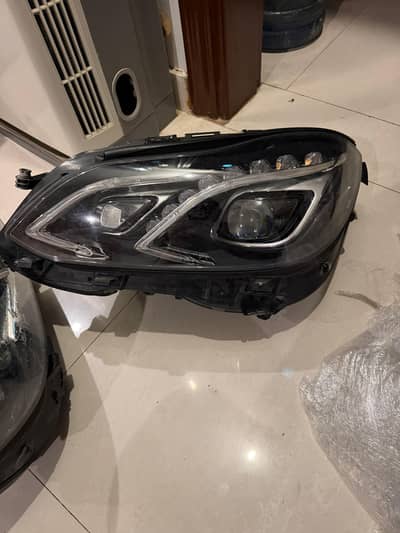 Mercedes E63 BITURBO LIGHTS