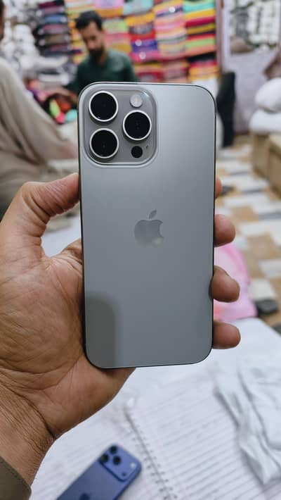 16 pro max natural titanium