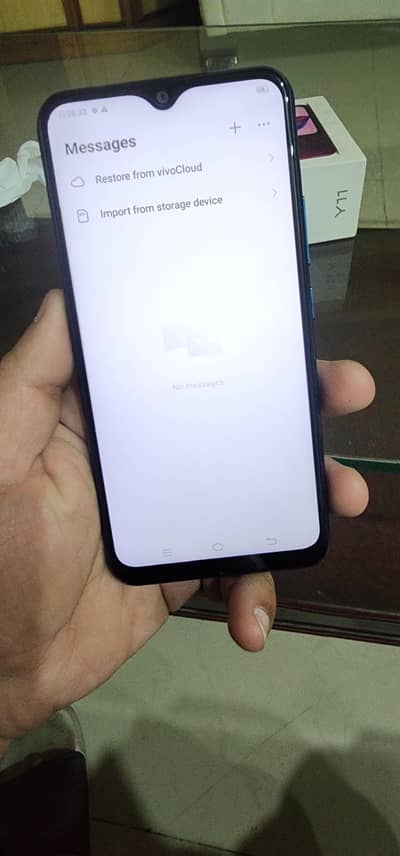 Vivo y11 First hand