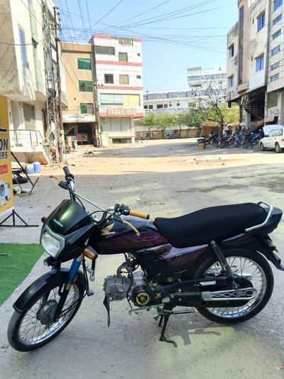 condition picture me dekh sakhty bike bilkul okay he