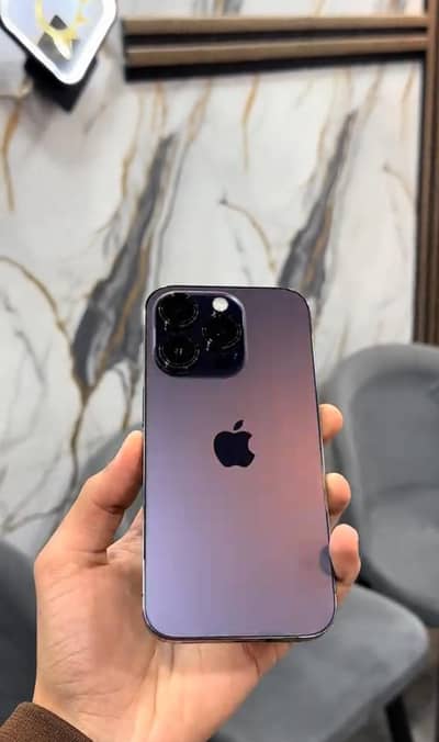 I phone 14 pro 128gb battery 82 JV water pack All oky 