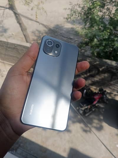 Mi 11 Lite PTA Only phone 6/128 PUBG 60FPS Snap dragon  sale/ Exchange