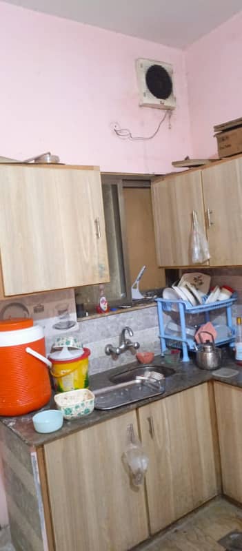 2badroom TV lounge kichen