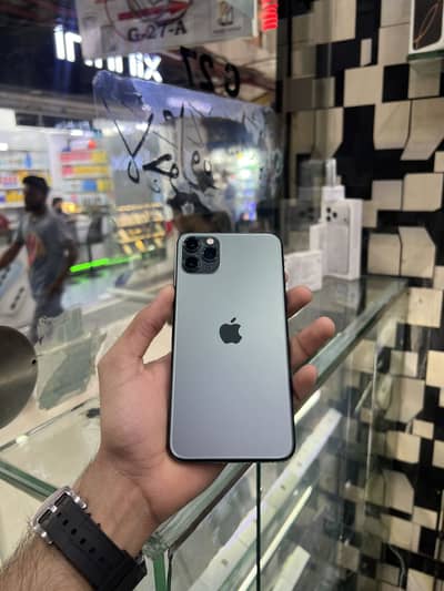 iPhone 11 pro max  03294009246