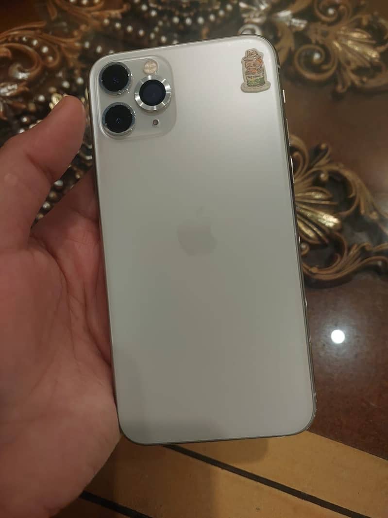 iPhone 11pro 4