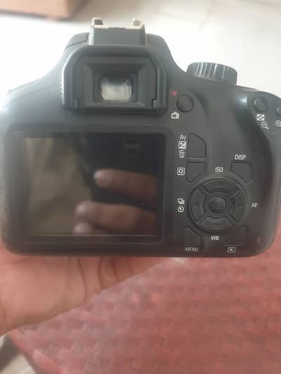 canon 4000d with 18 55 lens +battery +charger