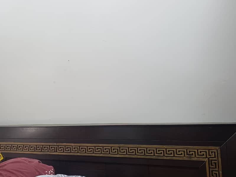 Solid Wood Bedroom Set - Complete 4