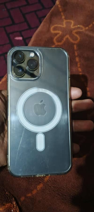 10 by 10 condition iPhone 13 Pro Max JB