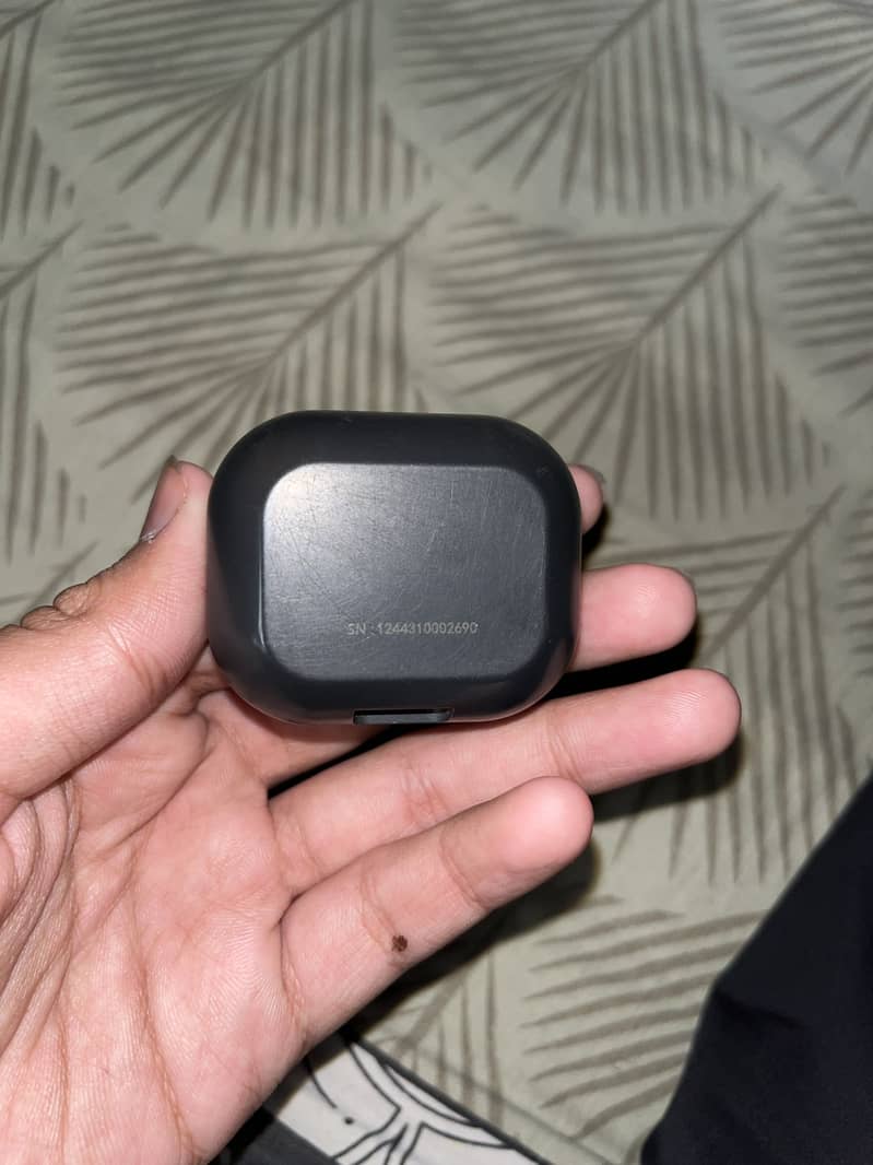 Zero Gravity Earbuds 1