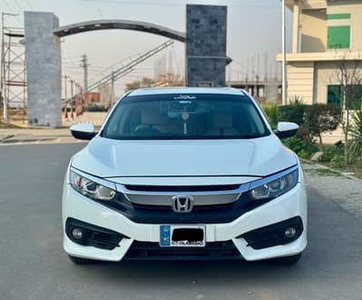 Honda Civic Oriel 1.8 i-VTEC CVT