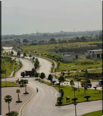 10 MARLA PLOT ON IDEAL LOCATION WITH ALL DUES PAID AVAILABLE FOR SALE IN BTL SECTOR E