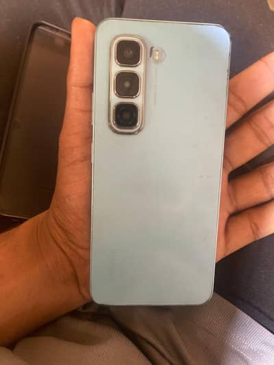 Infinix hot 50pro  8+8/128gb exchange possible