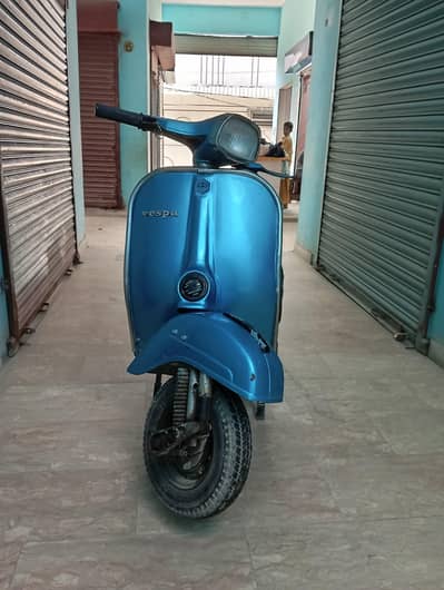 Vespa Super 150