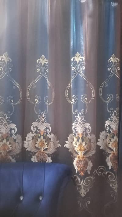 curtains 6 piece in good condition