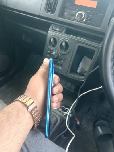 AQUOS R5  5G NON PTA