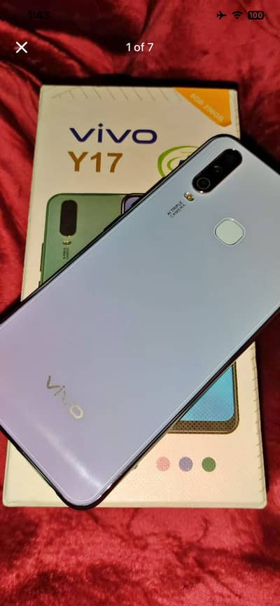 Vivo 8/256 with box