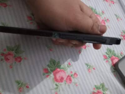 samsung a17 hai  new dabba pack ha srf 3 din use hua