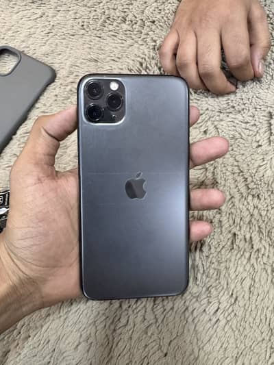 IPHONE 11 Pro Max 256GB Pta Approved