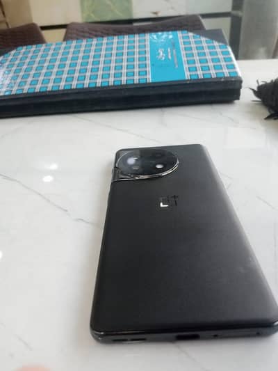 One plus 11r 16/256 120 fps pubg 10.9. 5