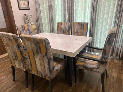 5x7 dinning table with 6 chairs