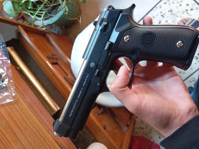 PIETRO BERETTA M92 TOY GUN