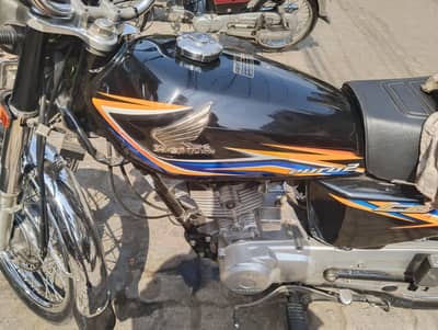 Honda 125 ) Contact No/03209443663