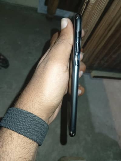 iphone 11 pro mint condition