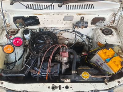 1990 model body ka kaam hona hy thora baki har chez ok hy kherdy or dr