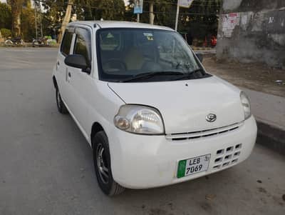 DAIHATSU ESSE. . .