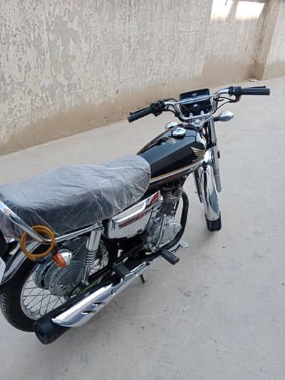 Honda CG 125 special edition self start 2025