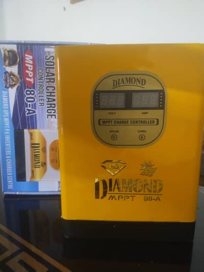 mppt 80 amp solar battery charger12v-24v
