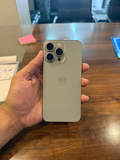 Apple iPhone 15 Pro Max