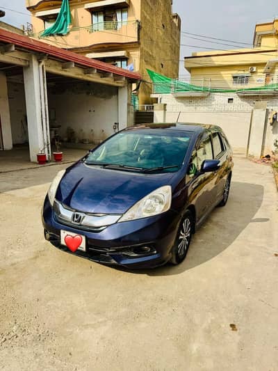 Honda Fit Shuttle 2014 Model Hybrid