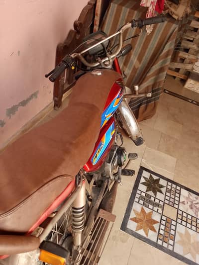 Only Serious persons contact me plzz. .