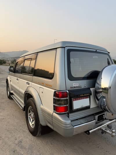 MITSUBISHI PAJERO 3.0 EXCEED