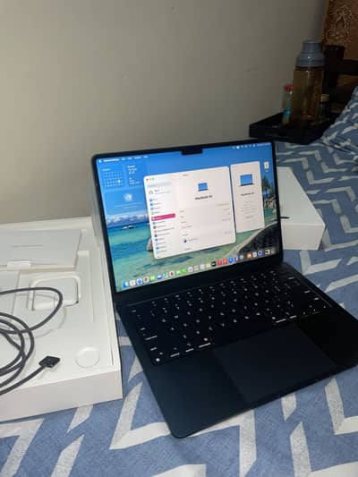 Apple macbook air m2 8/256gb full box 2022