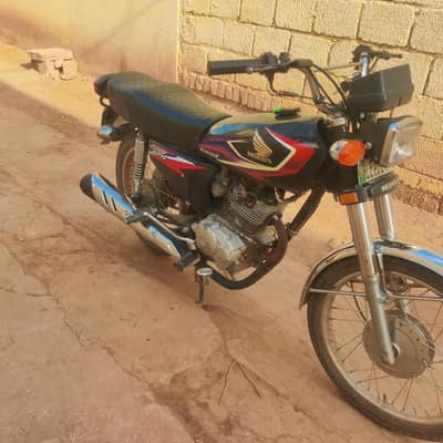 Honda 125 bike