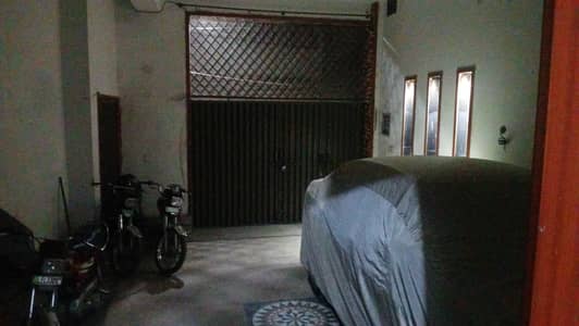 roommate chhaye garhi shahu muhammad nagar lhr m