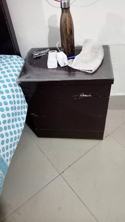 Queen size double bed with 2 side tables and dressing table