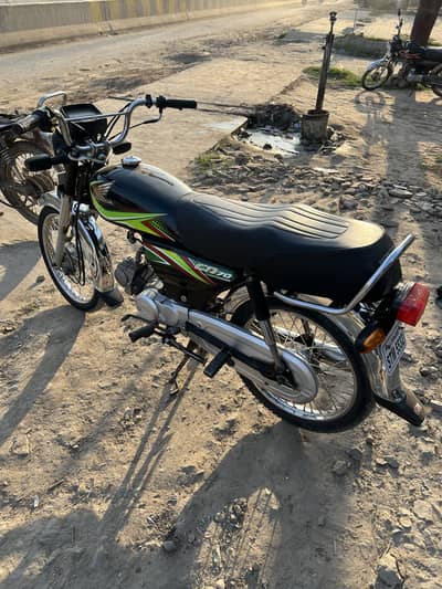 Honda CD70 almost geniune good condition oringinal document