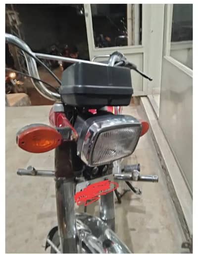 Honda 125 genevan