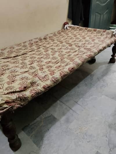 4 wooden charpai