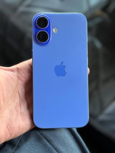 Apple iPhone 16