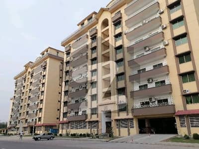Brand New 3 Beds 11 Marla Ideal Location Apartment For Rent In Sector B Askari 11 Lahore.