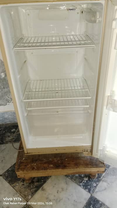 refrigerator for sale