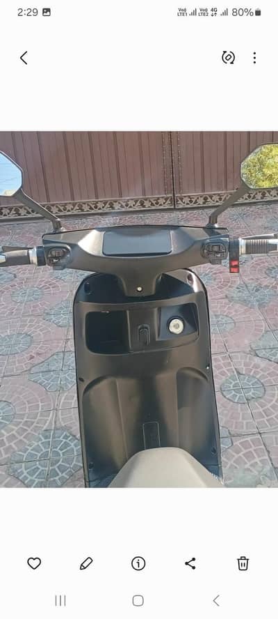 Crown T20 Scooty for Sale
