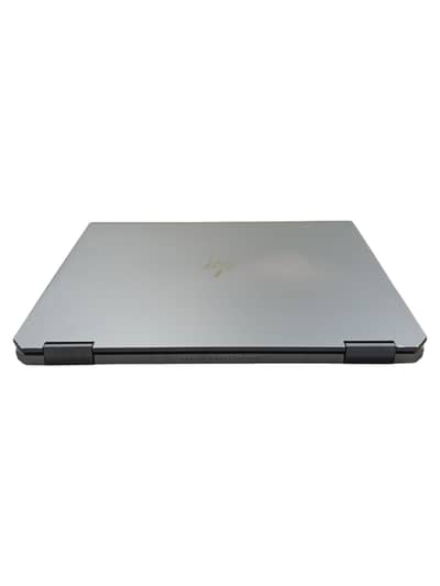 HP zbook studio g5  16/256. x360